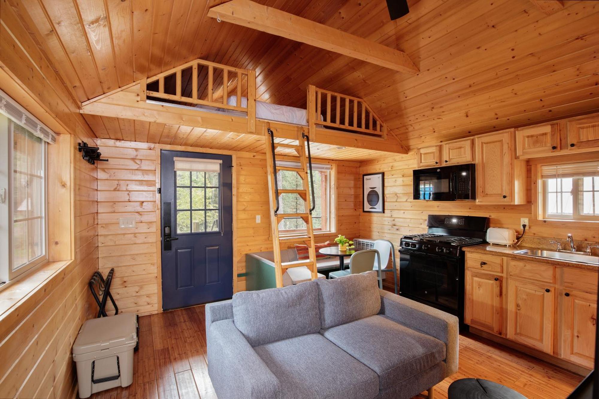 Loge Glacier National Park Essex المظهر الخارجي الصورة